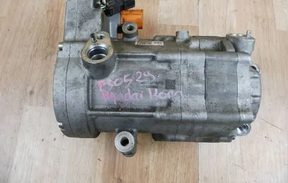 Hyundai Kona I Air conditioning (A/C) compressor (pump) 97701CM000