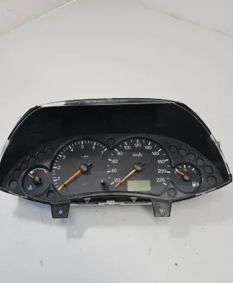 Ford Focus Speedometer (instrument cluster) 98AB18849 9903201849