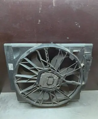BMW 5 E60 E61 Electric radiator cooling fan 7801657 7791548 7561712