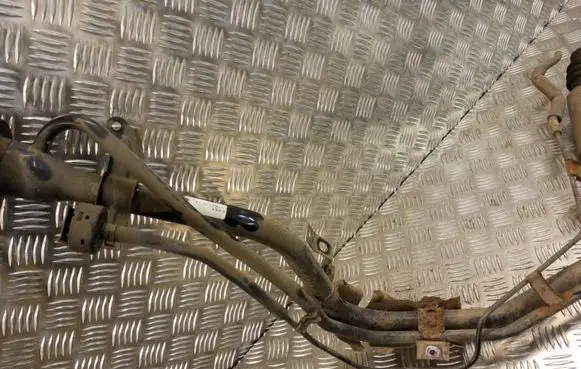 Mazda CX-7 Fuel tank filler neck pipe 