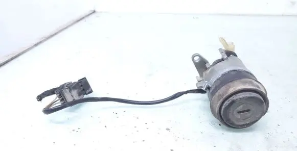 Audi A6 S6 C4 4A Tailgate exterior lock 4A9862022
