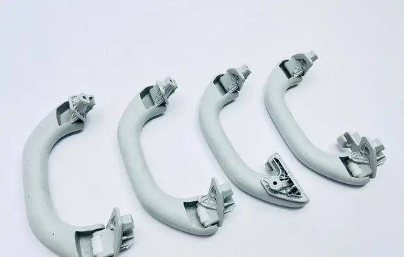 Volkswagen Tiguan A set of handles for the ceiling 13301D12NS3