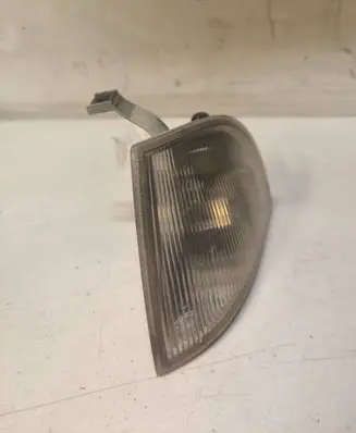 Skoda Octavia Mk1 (1U) Front indicator light