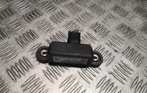 Mercedes-Benz C W204 Yaw turn rate sensor 0055421918 A0055421918