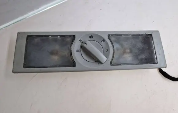 Volkswagen Touran II Front seat light 0886400