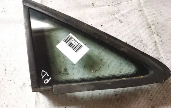 Volkswagen Touran I Front triangle window/glass as2