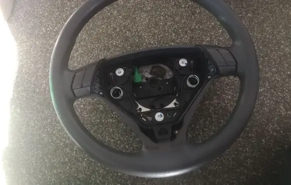 Volvo S60 Steering wheel