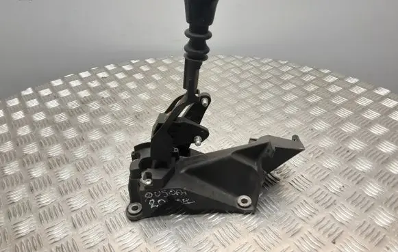 Nissan Qashqai Gear shifter/selector JD500