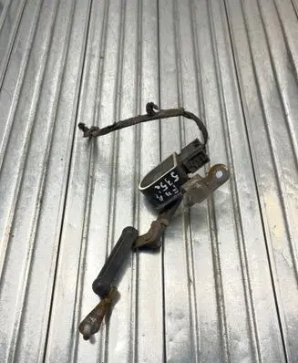 Headlight/headlamp level sensor