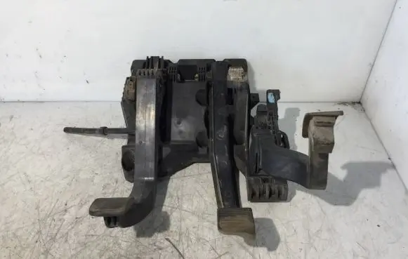 Fiat Ducato Pedal assembly 3802501017