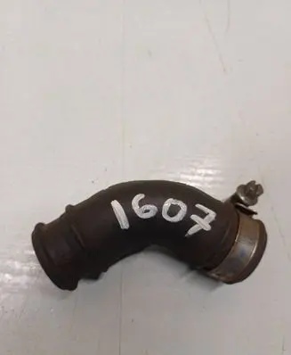 Audi A6 S6 C5 4B Engine coolant pipe/hose 058103493A