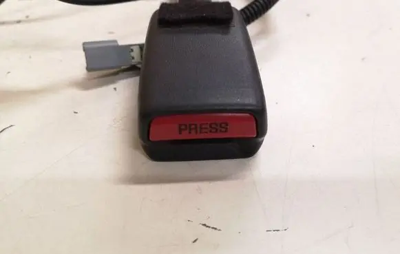 Toyota Auris 150 Front seatbelt buckle