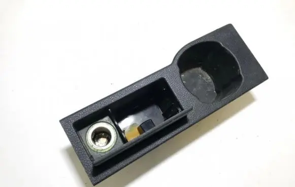 Ford Mondeo Mk III Car ashtray 2s71f04789ab 2s71-f04789-ab