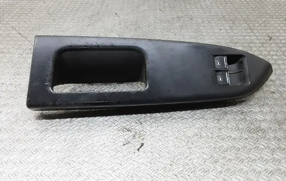 Volkswagen Touran I Electric window control switch 1T1867371E