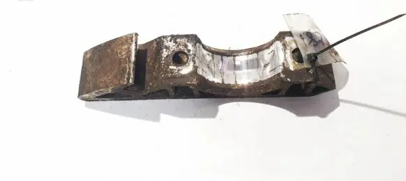 Audi Q7 4L Sway bar bush bracket, front 7l0411063b