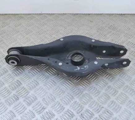 BMW 1 F20 F21 Rear upper control arm/wishbone 68675406867541