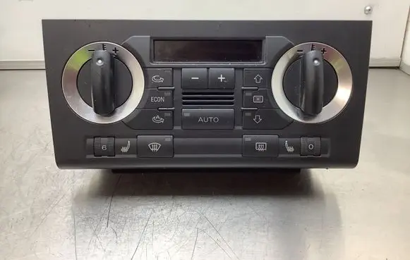 Audi A3 S3 8P Climate control unit 8P0820043J 412206018030