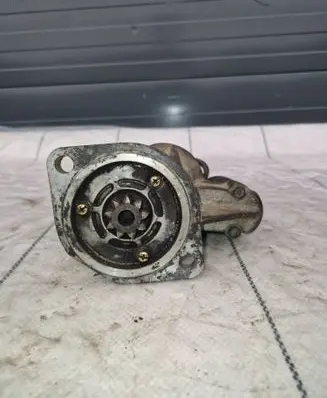 Isuzu Trooper Starter motor