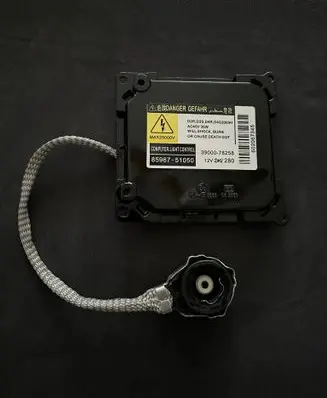 Lexus GS 300 350 430 450H Xenon control unit/module 8596751050 3900078258