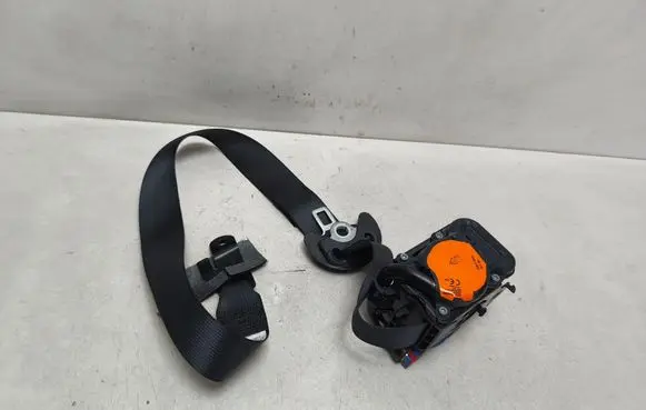 Nissan Qashqai Front seatbelt 868844EL2A