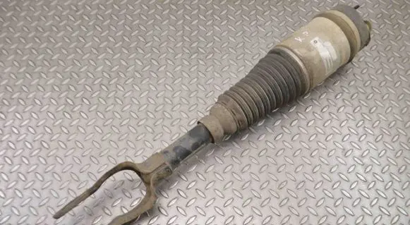 Jeep Grand Cherokee (WK) Air suspension front shock absorber 68080195AB