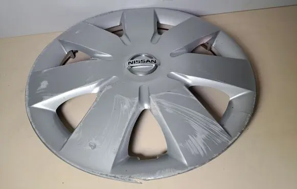 Nissan Almera Tino R15 wheel hub/cap/trim 403159U00A 9674M4096I