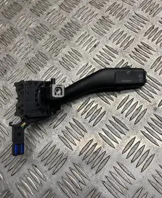 Volkswagen Golf V Wiper control stalk 1K0953519A