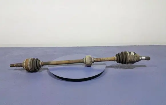 Toyota Prius (NHW20) Front driveshaft 