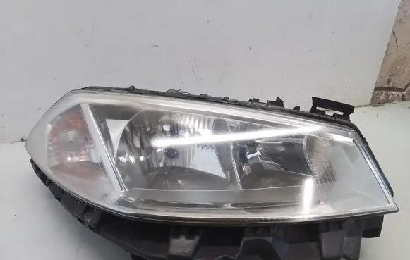 Renault Megane II Headlight/headlamp 89307000