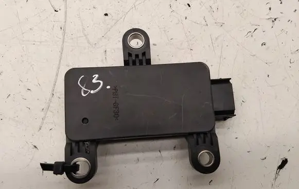 Hyundai i40 ESP acceleration yaw rate sensor BG6810G320 956902T250 01059902