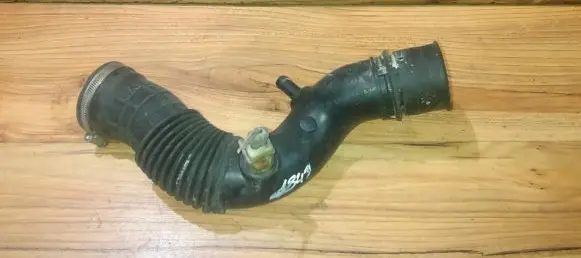 Renault Megane I Air intake hose/pipe