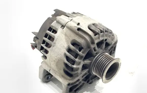 Renault Megane III Generator/alternator 8200757870A