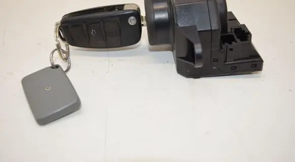 Audi A6 Allroad C6 Ignition lock 4F0910131