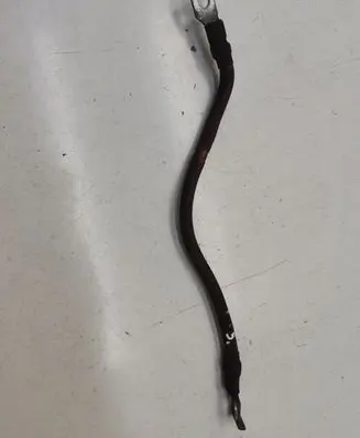 BMW 7 E32 Positive cable (battery)
