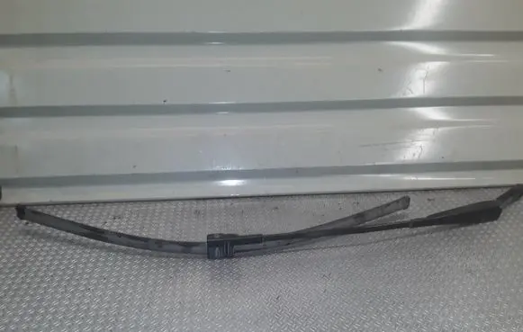Volkswagen Golf Plus Windshield/front glass wiper blade 