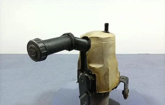 Citroen C4 I Power steering pump 9657613480