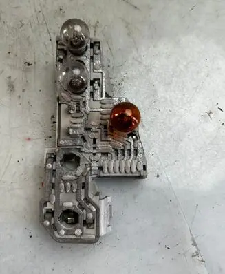 Volkswagen PASSAT B5.5 Tail light bulb cover holder 3B5945258B