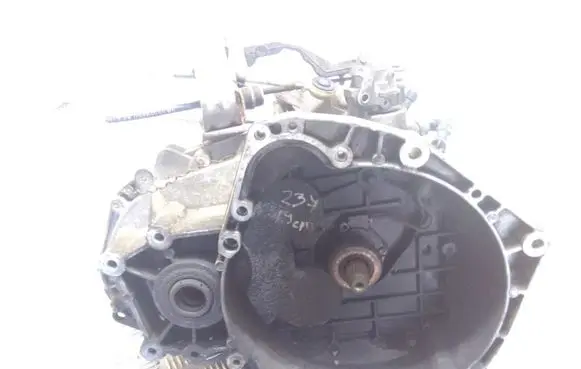 Manual 6 speed gearbox