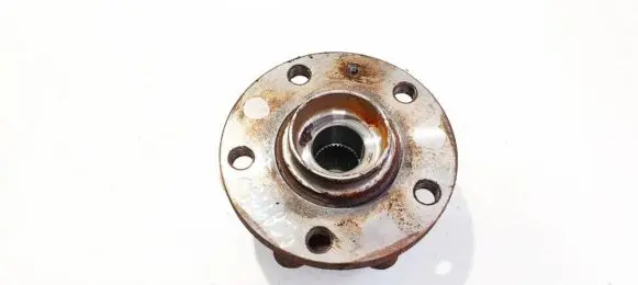 Audi A3 S3 8P Front wheel hub