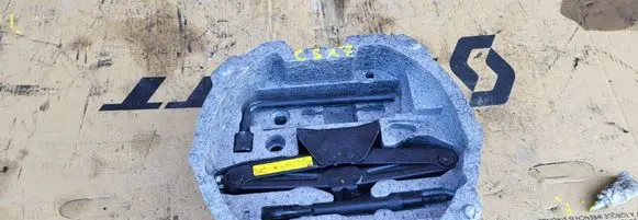 Citroen C5 Lift Jack 03T99355