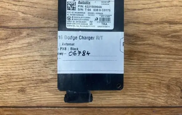 Dodge Challenger Blind spot module 68252463AB