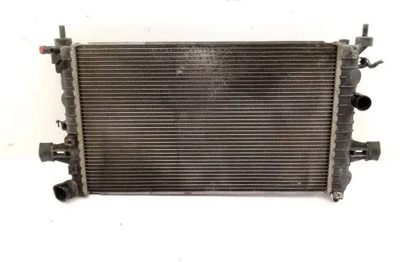 Opel Astra H Coolant radiator