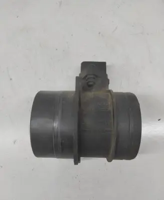 Volkswagen PASSAT B6 Mass air flow meter 0281002461 074906461B
