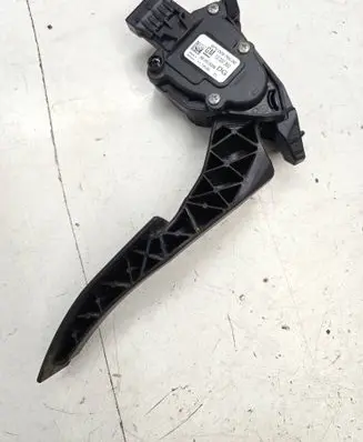 Opel Insignia A Accelerator throttle pedal 6PV00976500 09062009 13237352