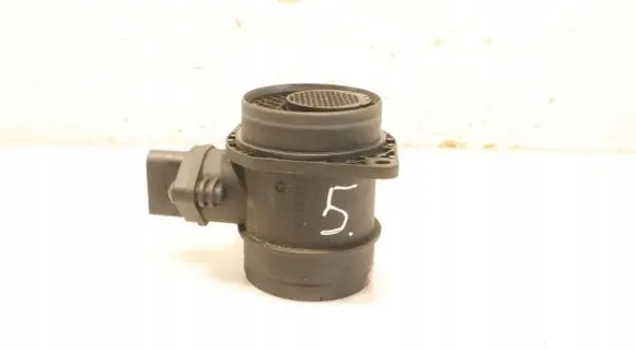 Volkswagen Golf V Mass air flow meter 0281002531