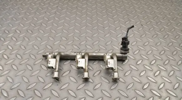 Fuel main line pipe