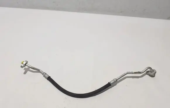 Volvo S90, V90 Air conditioning (A/C) pipe/hose 31389351
