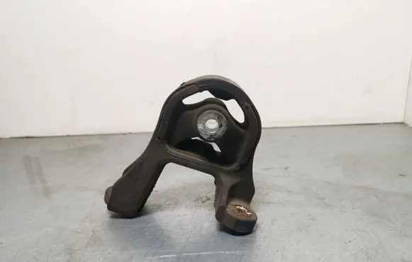 Honda CR-V Rear differential mounting bracket PA66GF50