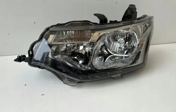 Mitsubishi Outlander Headlight/headlamp 4B45X8301C1