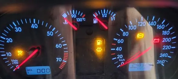 Volkswagen Golf IV Speedometer (instrument cluster) 1J0919881B